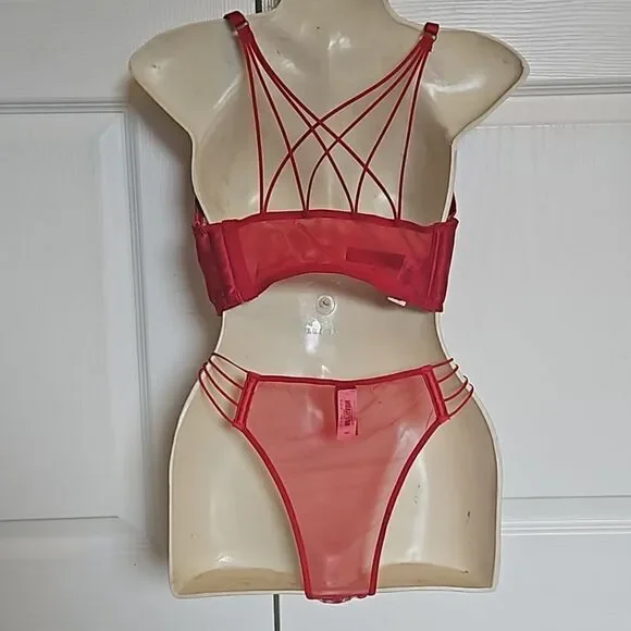 Victoria's Secret Lace Underwire Bra With Matching Underwear 32DD/ Small Red - Picture 4 of 16